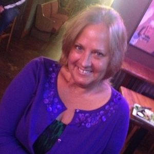 Meet your Posher, Debbie